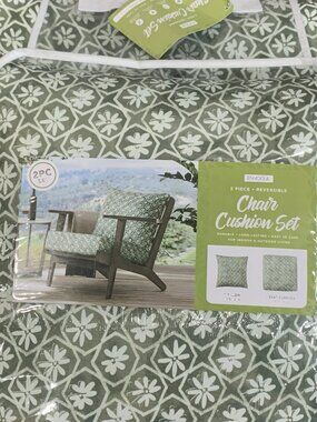 Envogue Green Floral Reversible Chair Cushion Set 2pc Outdoor Indoor Pillow